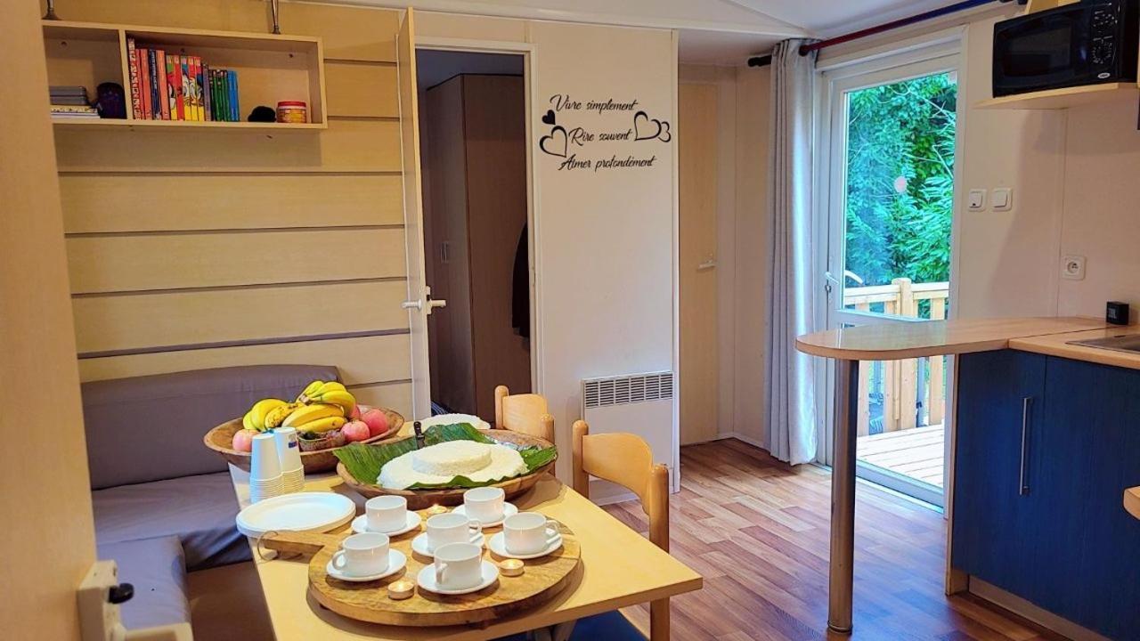 Camping Marvilla Parks -Parc Des Roches 91530 Saint-Chéron 外观 照片