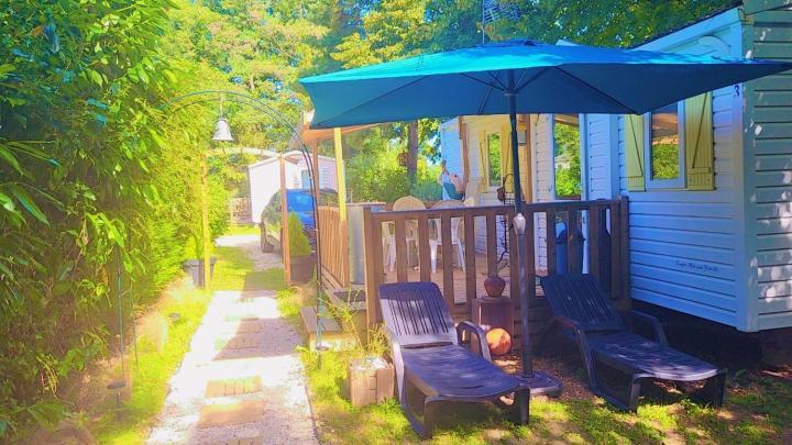 Camping Marvilla Parks -Parc Des Roches 91530 Saint-Chéron 外观 照片